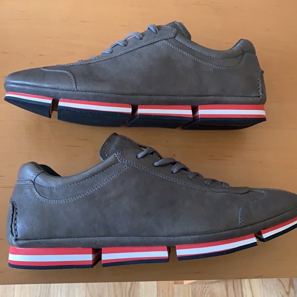 Classic PRADA sneakers in Cool Grey, Sz. US 10.5! - Picture 2 of 8